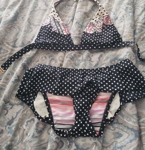 Betsy Johnson bikini